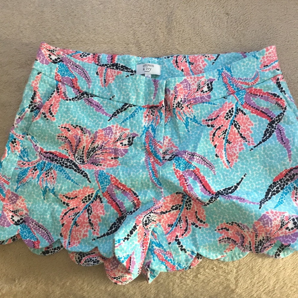 Scalloped blue shorts